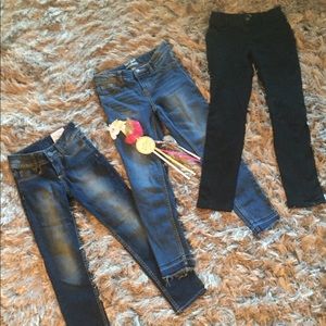 🎉HOST PICK🎉Bundle! Girls jeans /jeggings 💕